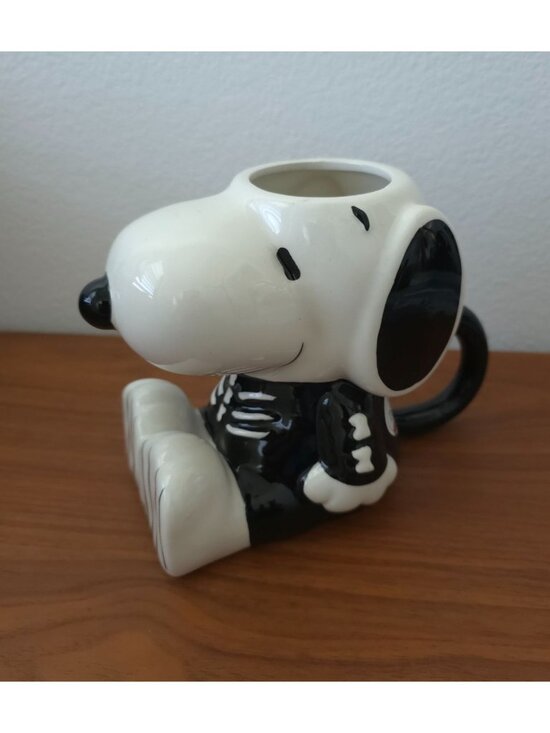 Zrike Other - Peanuts SNOOPY Skeleton Hand Painted Ceramic 20oz Mug Collectible by Zrike
